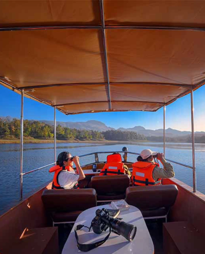 Boat ride from Tawa Dam to Satpura