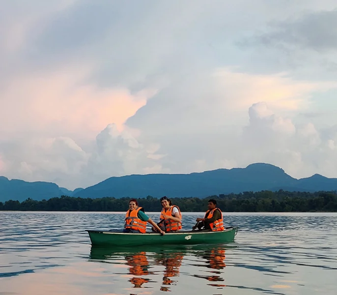 Canoe Ride in Satpura National Park