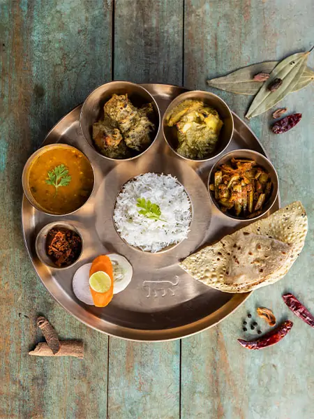 Madhai Adivasi Thali served at Denwa Backwater Escape Satpura