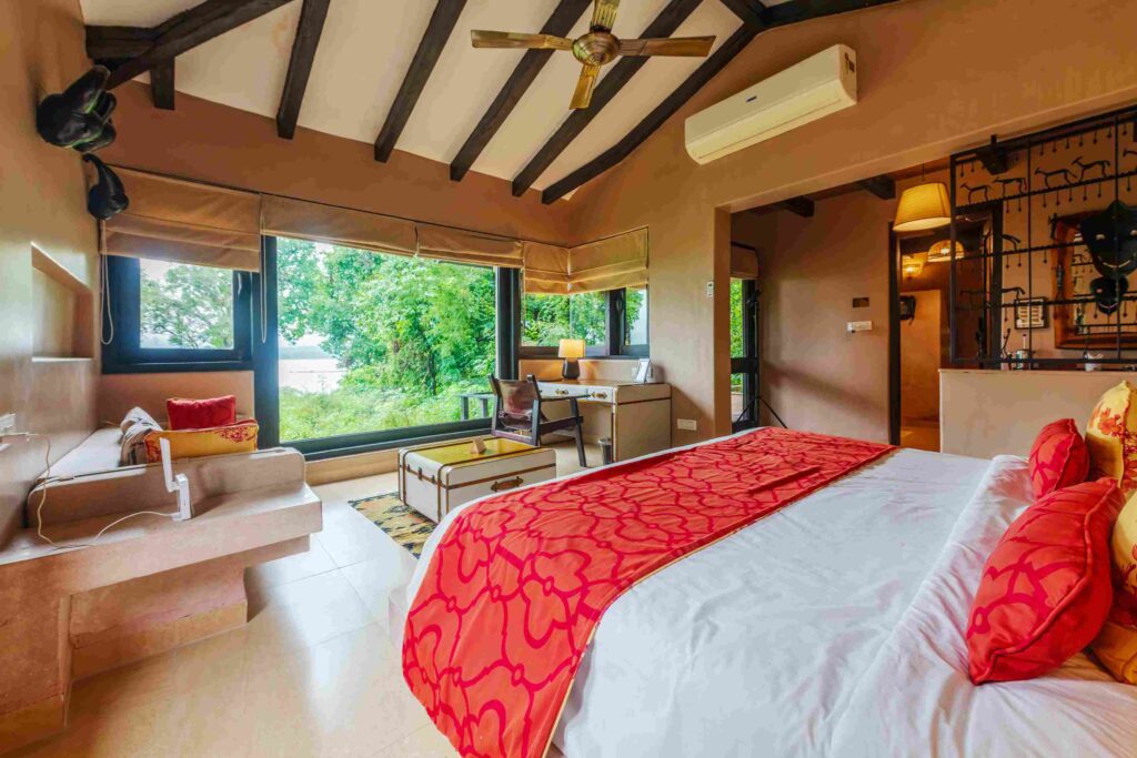 Luxury denwa room in Satpura National Park