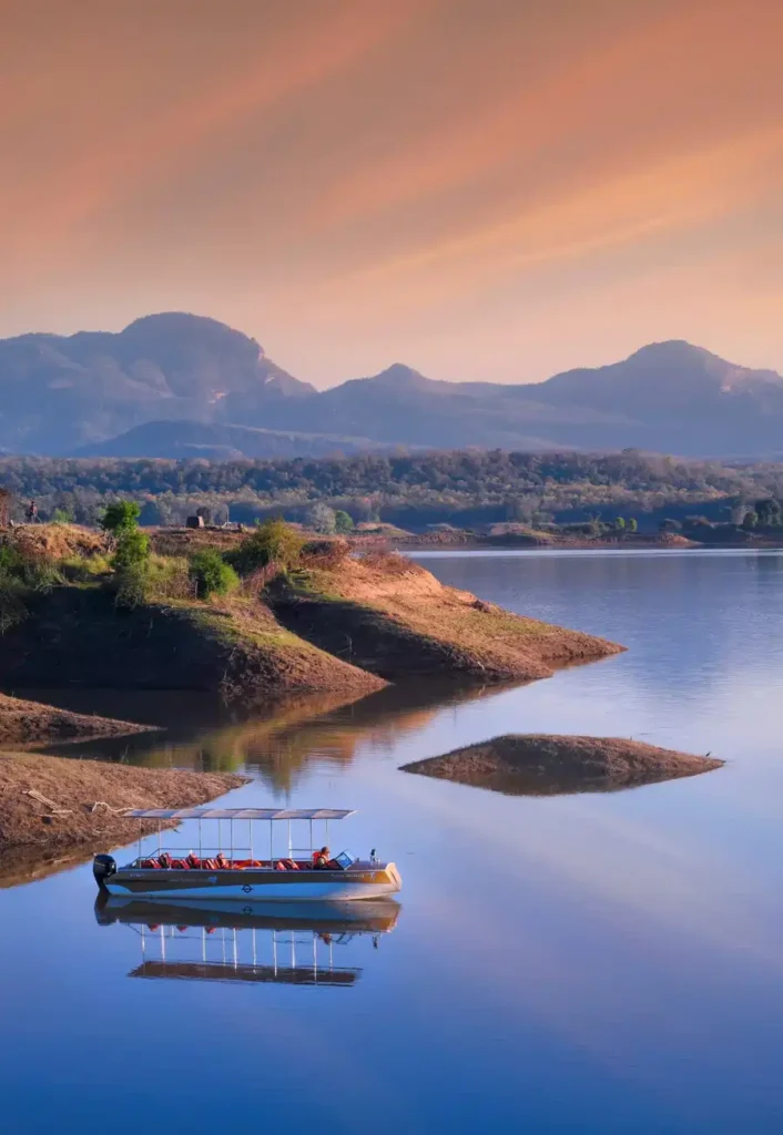 Boat Safari on Denwa River.